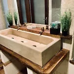 Avec Salle De Bain Privée à La Campagne *