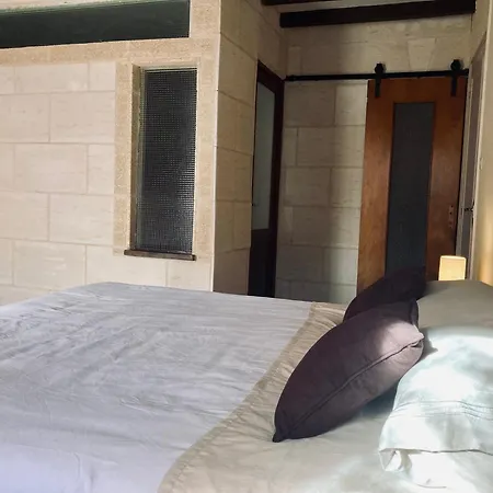 Alloggio in famiglia Avec Salle De Bain Privée à La Campagne Laruscade
